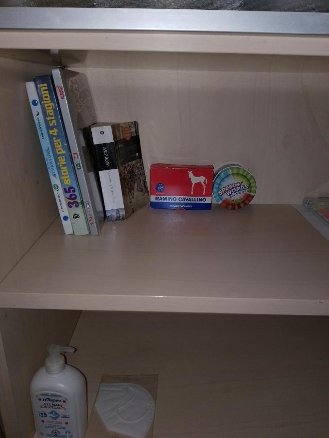 Big Room In Private Appartament, Close To The Station And Center Of City Бергамо Екстериор снимка